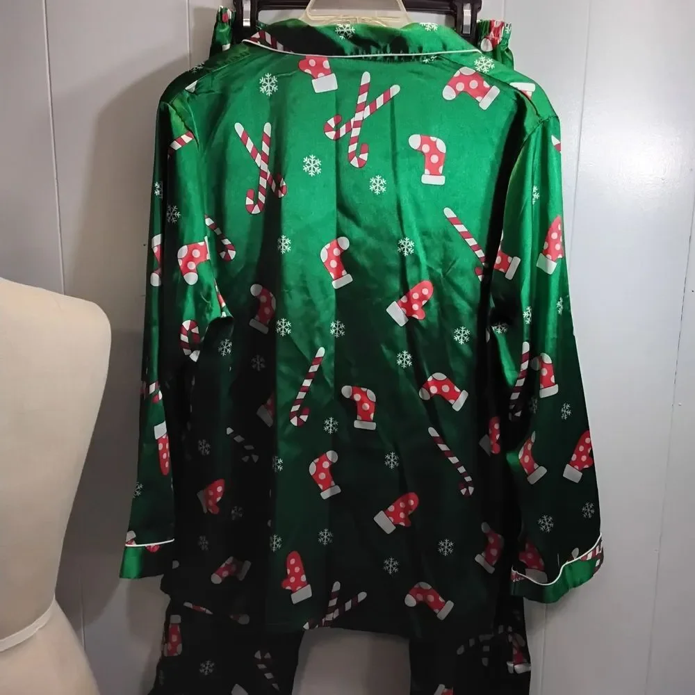 Festive Green Kids Pajamas with Holiday Print